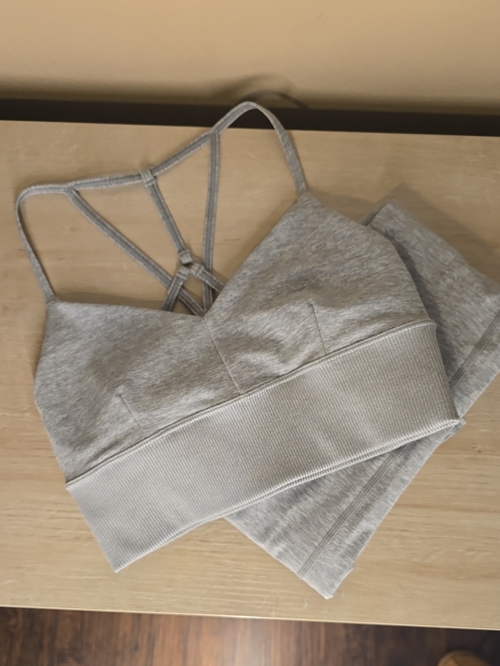AloSoft Set XS Seamless Strappy Heather Grey Bralette  - Like New